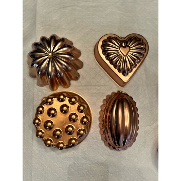 VTG Mirro Copper Color Aluminum Jello Molds 17 Pieces Heart Fruits Grandma Core - Picture 12 of 16